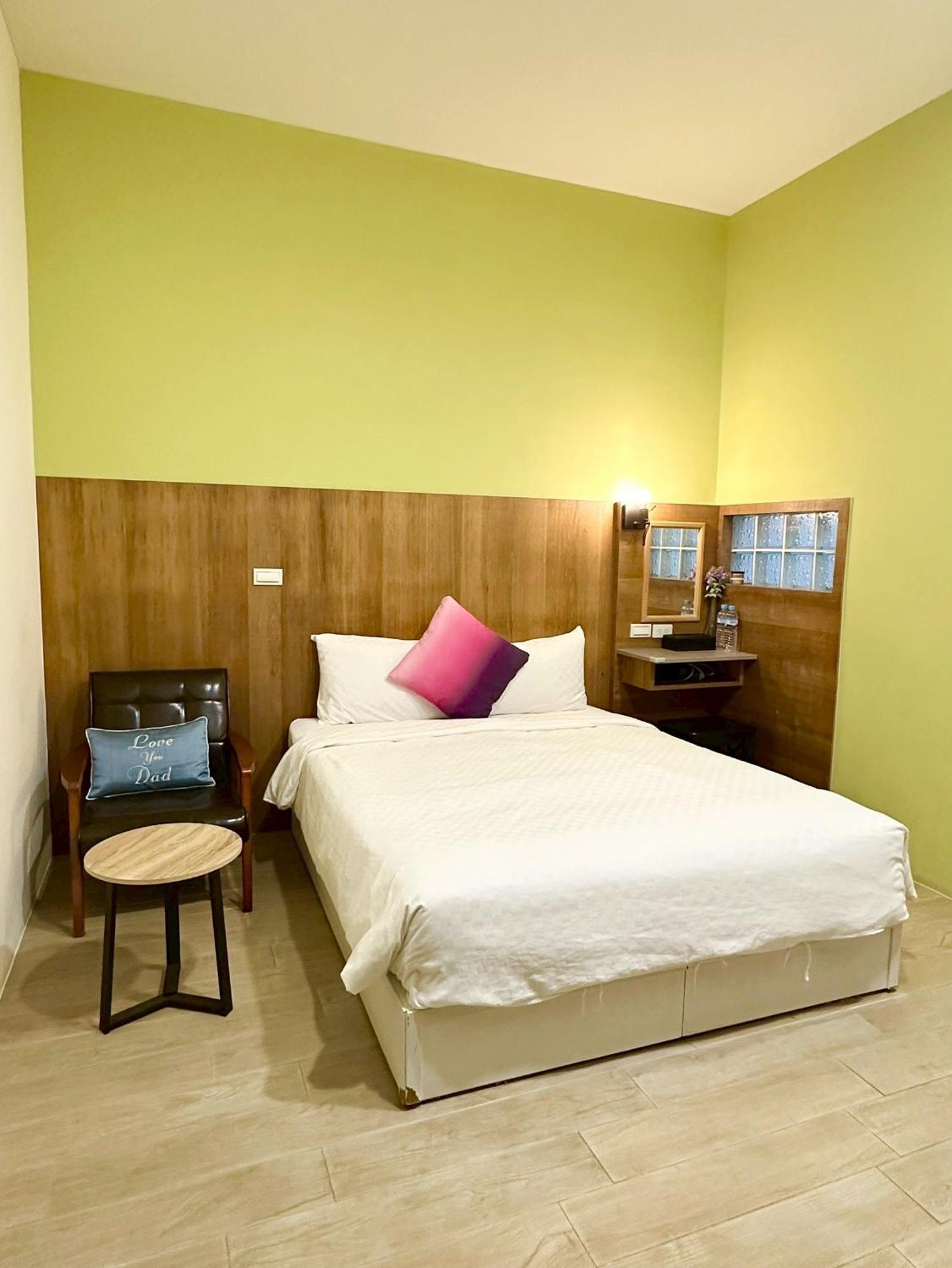 Slowly Inn Hengchun Exterior photo