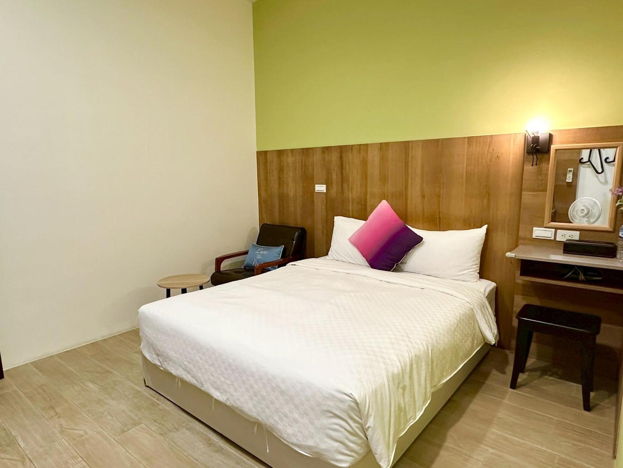 Slowly Inn Hengchun Exterior photo