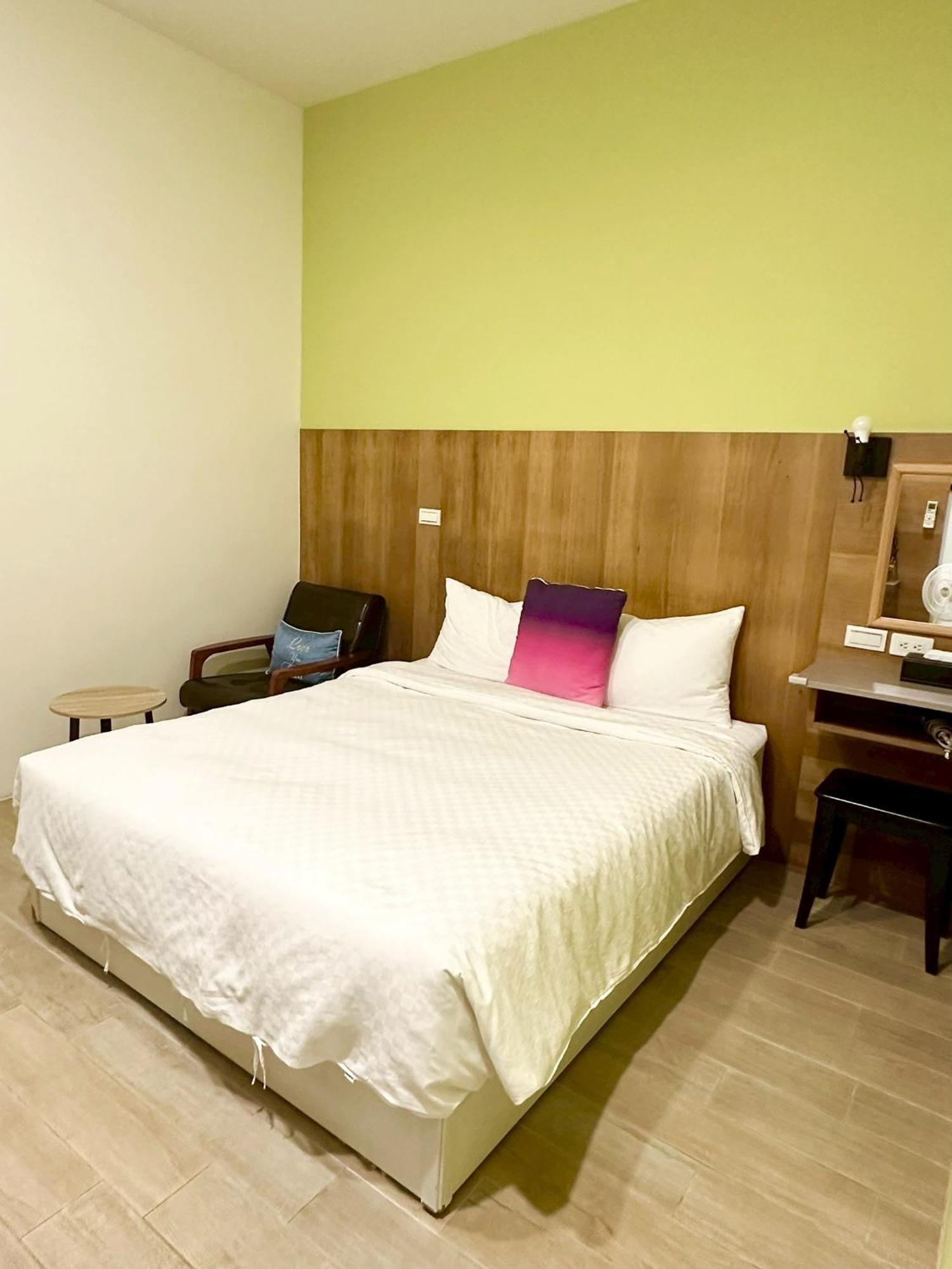 Slowly Inn Hengchun Exterior photo