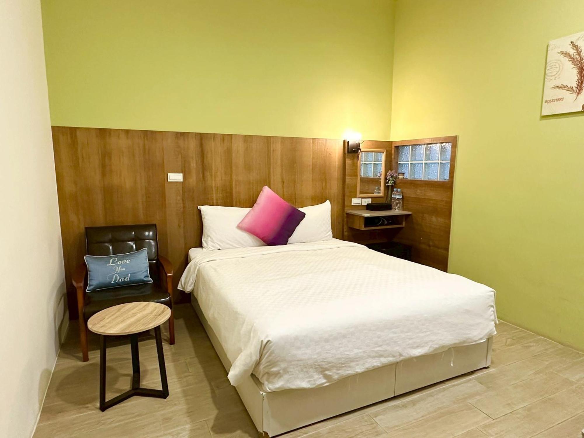 Slowly Inn Hengchun Exterior photo