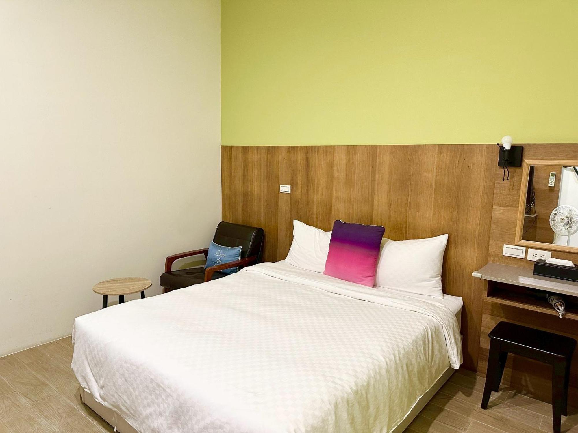Slowly Inn Hengchun Exterior photo